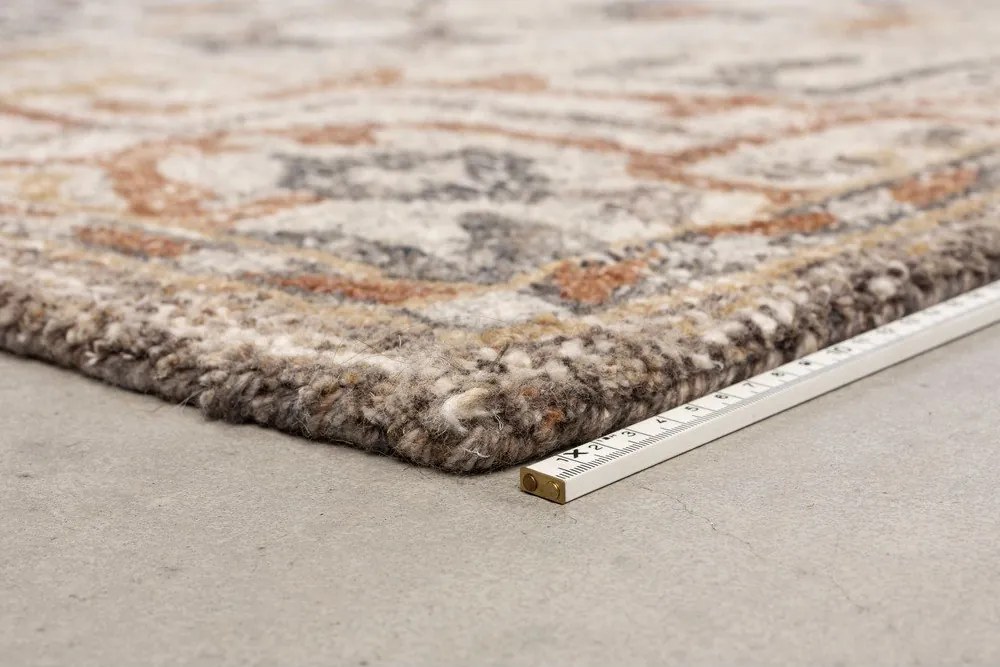 Бежов килим със смес от вълна 200x300 cm Amori – Dutchbone