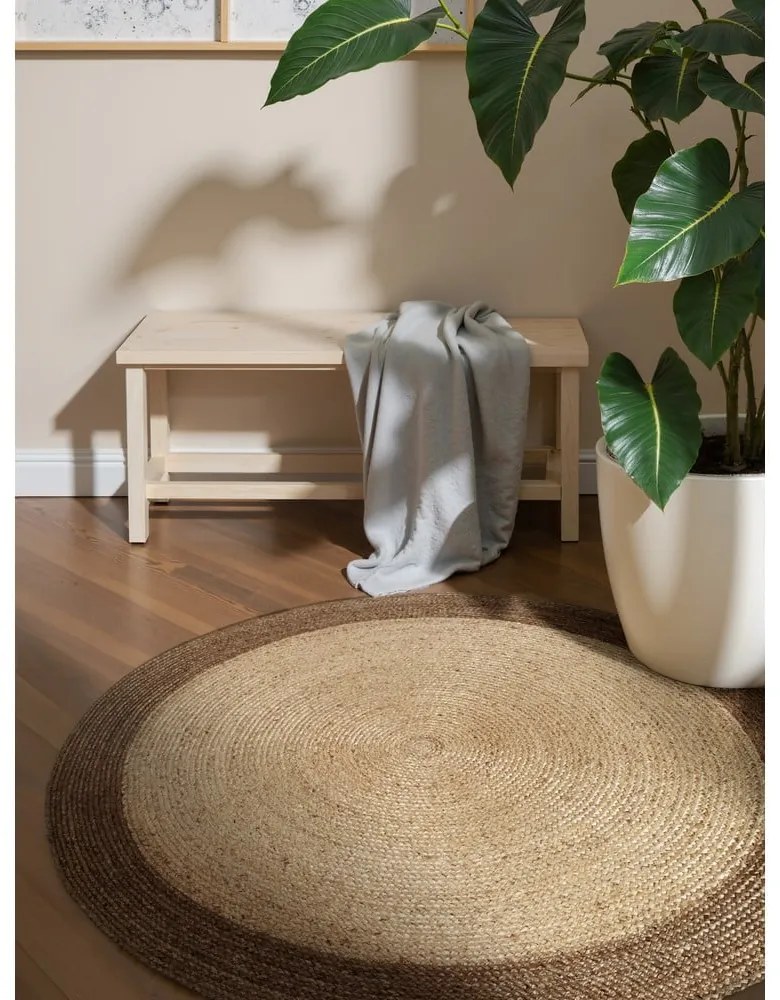 Двустранен ръчно изработен ютен кръгъл килим в сиво-бежов цвят ø 160 cm Jutta Greige – Hanse Home