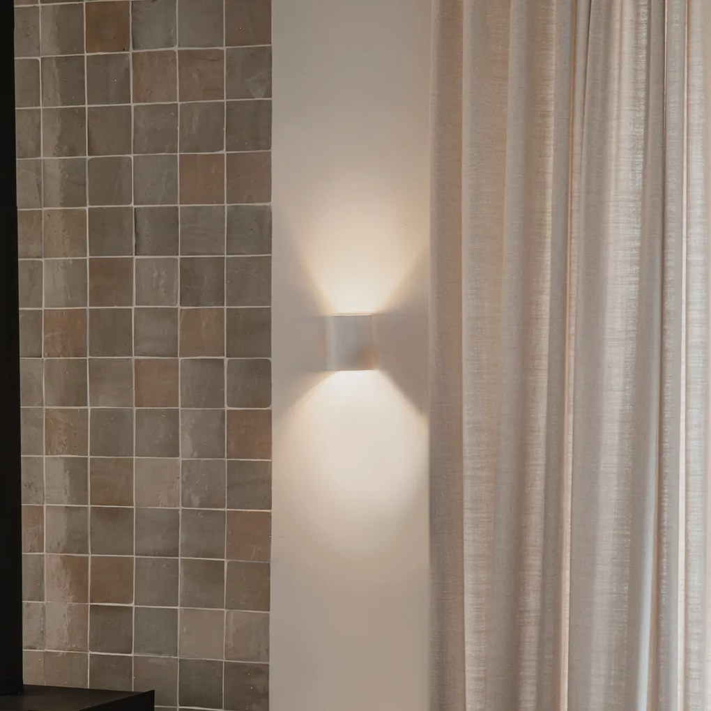 Интелигентна стенна лампа бяла с Wi-Fi G9 - Sabbio