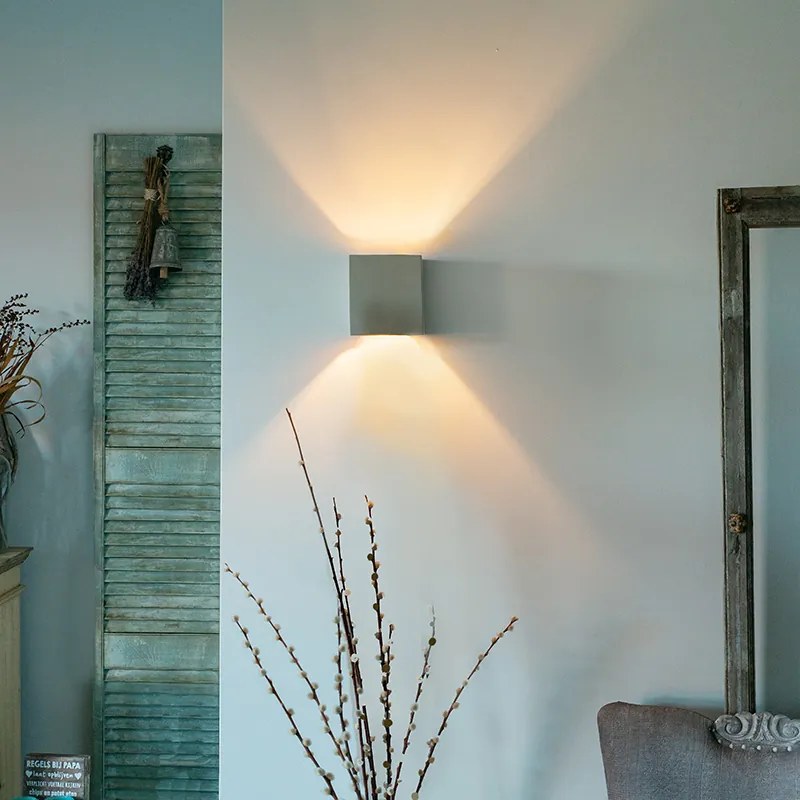 Ръстичен квадратен стенен аплик бетон - Alban