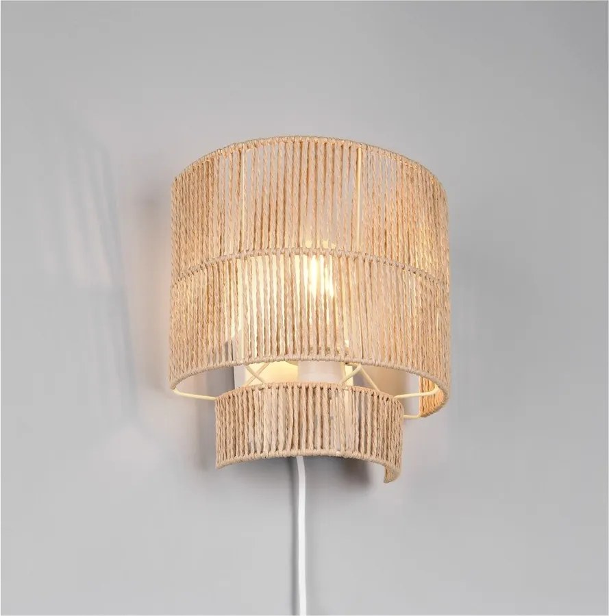 Стенна лампа с USB в естествен цвят Satna – Reality