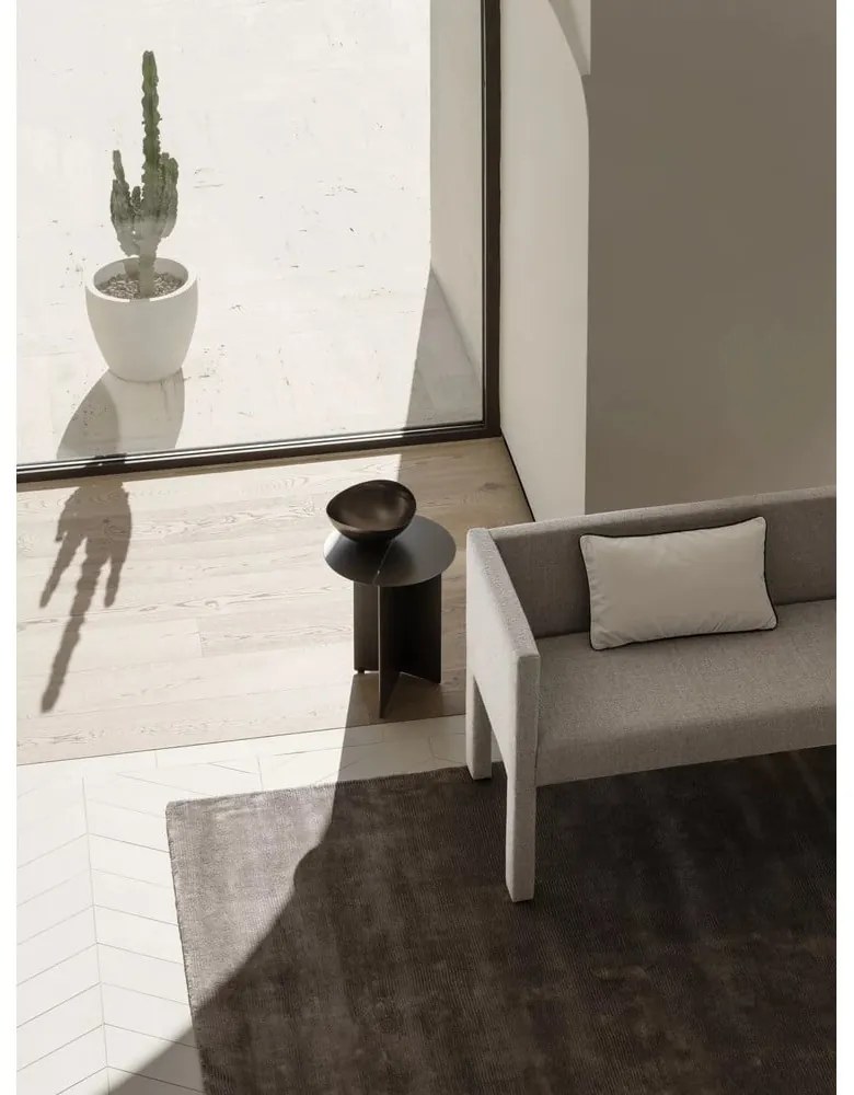 Бежова пейка от прежда с примки от букле Sitta – Blomus