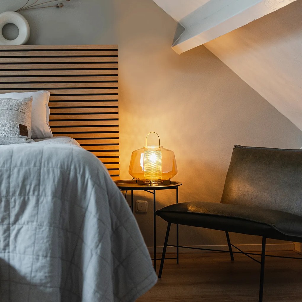 Арт Деко настолна лампа злато с кехлибарено стъкло 30 см - Kevin