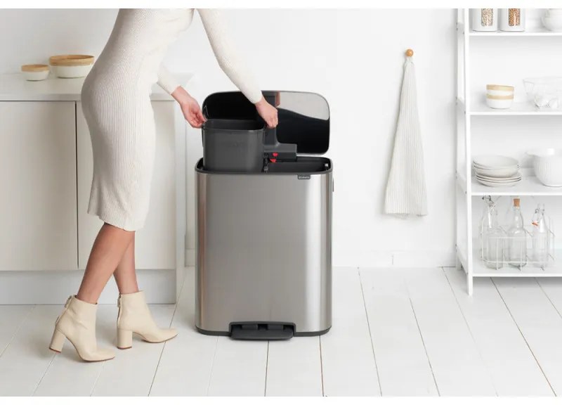 Кош за боклук Brabantia Bo Pedal 1003192, 2x30 л, Плавно затваряне, Противоплъзгаща основа, Устойчив на пръстови отпечатъци, Инокс/мат