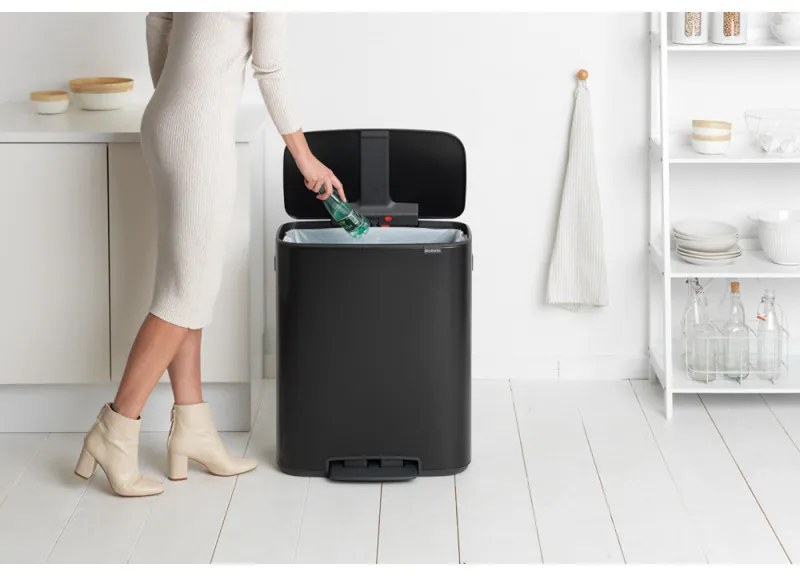 Кош за боклук Brabantia Bo Pedal 1003185, 60 л, Леко затваряне, Противоплъзгаща основа, Черен