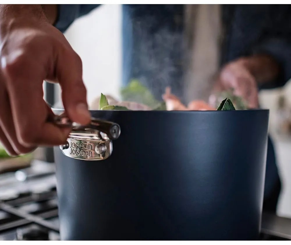 Касерола с капак с керамично покритие подходящо за индукционен котлон Space – Joseph Joseph