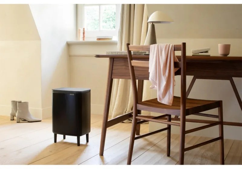Кош за боклук Brabantia Bo Small Hi 1006649, 12 л, Плавно и безшумно отваряне, Противоплъзгаща основа, Черен