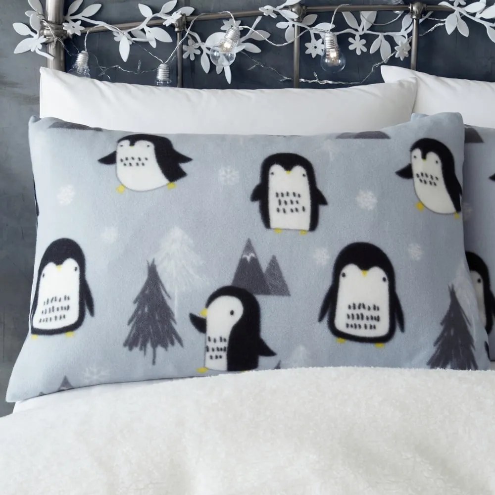 Сиво единично спално бельо от шерпа 135x200 cm Cosy Penguin – Catherine Lansfield