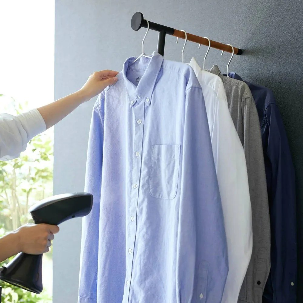 Черна метална стенна закачалка 38,5 cm Tower – YAMAZAKI