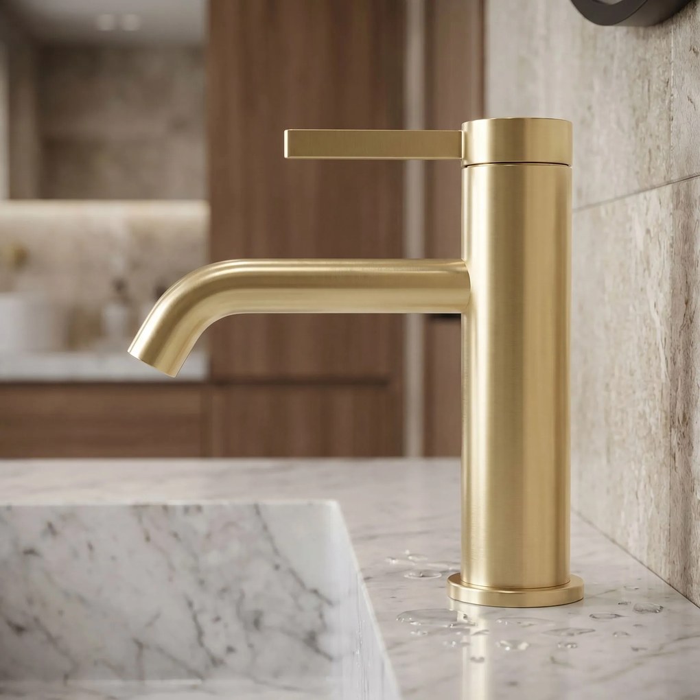 Смесител за баня Rea Rivo Brush Gold