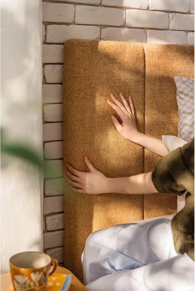 Тапицирано двойно легло с място за съхранение и включена подматрачна рамка в цвят горчица 180x200 cm Thessa Bold Line – Bonami Selection