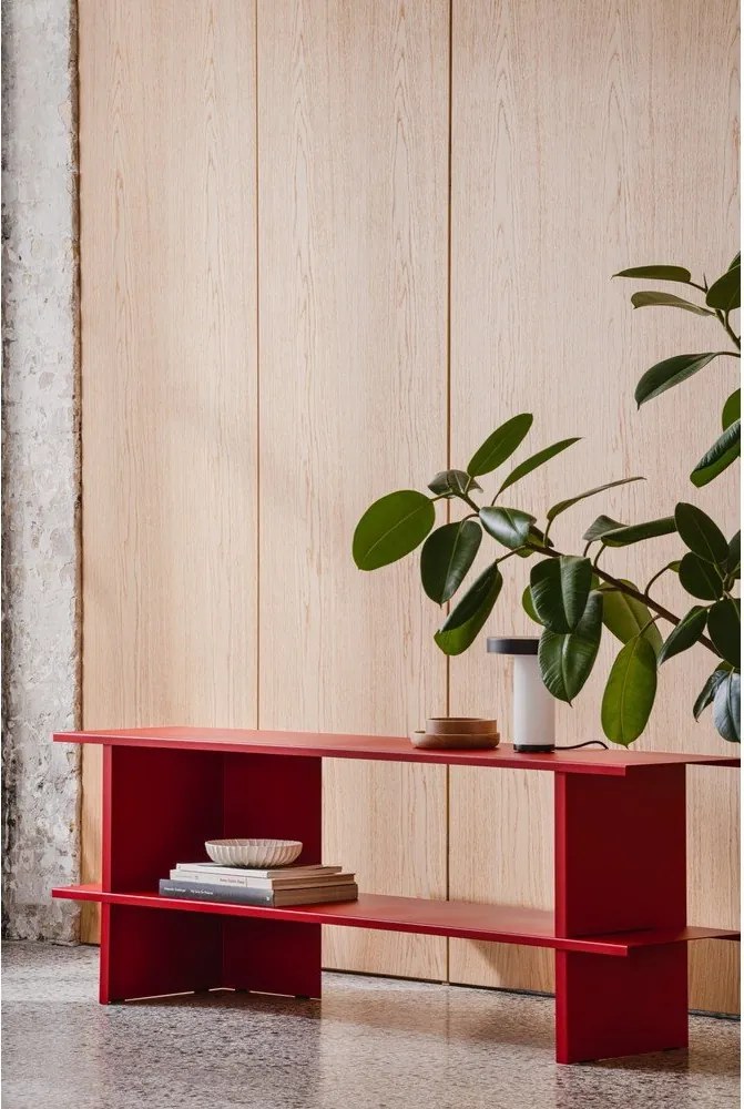 Червен метален стелаж 160x57x37 cm Hes – noo.ma