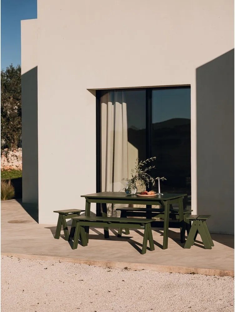 Зелена градинска пейка от масивно дърво Navo – noo.ma