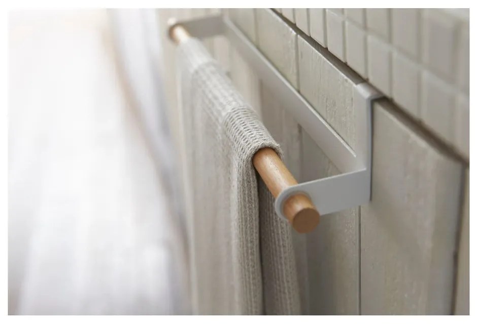 Бяла висяща поставка за кърпи Tosca - YAMAZAKI