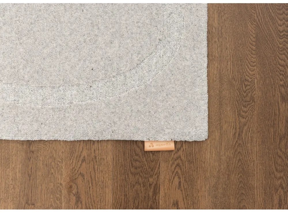 Светлосив вълнен килим 200x300 cm Morphic Organica – Agnella