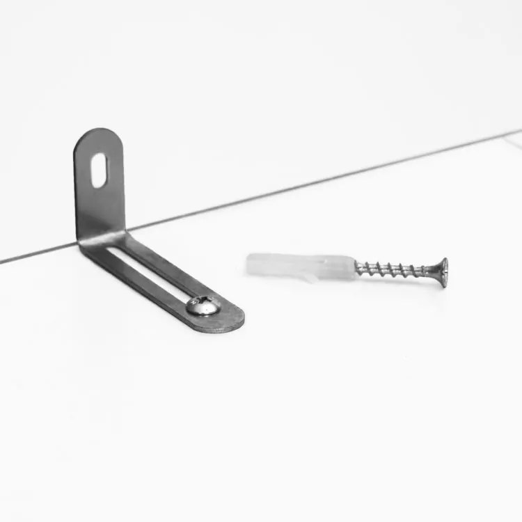 Дървена ъглова етажерка в модерен стил