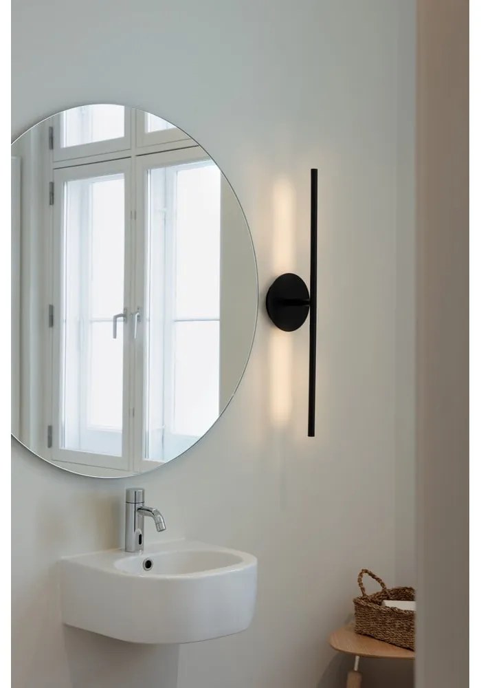 Черна метална LED затъмняваща се стенна лампа Omni Wall – UMAGE