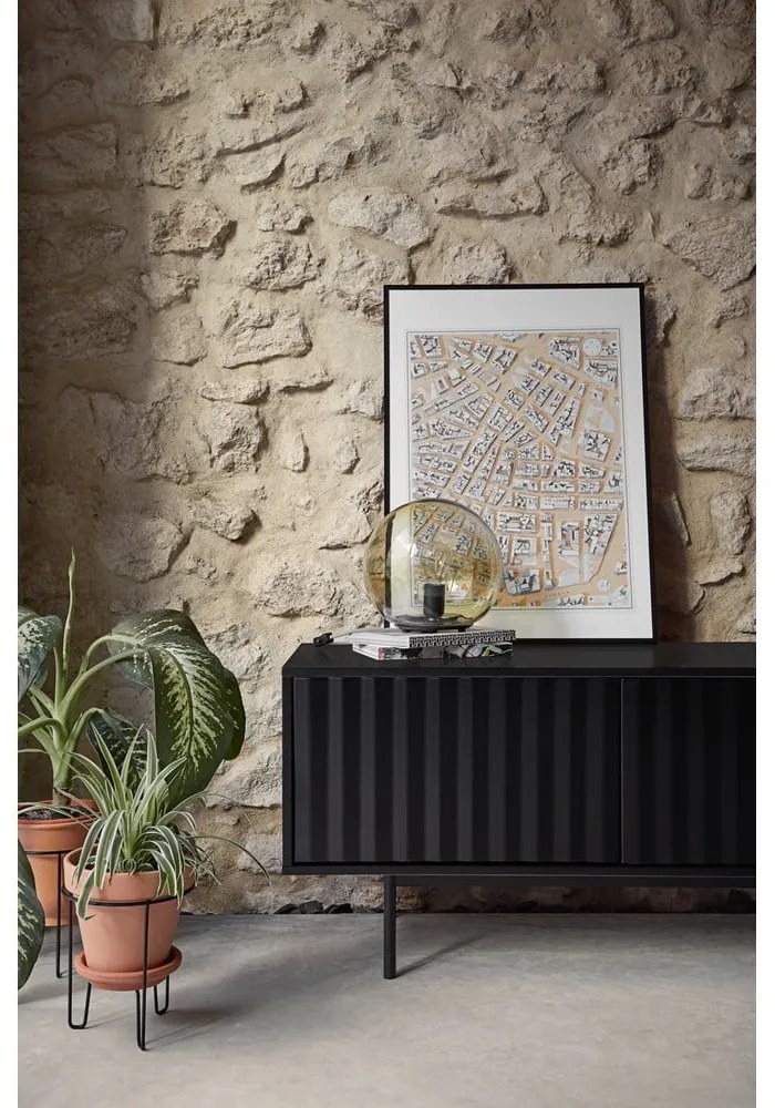 Черна/естествена маса за телевизор от декор от дъб 180x52 cm Sierra – Teulat