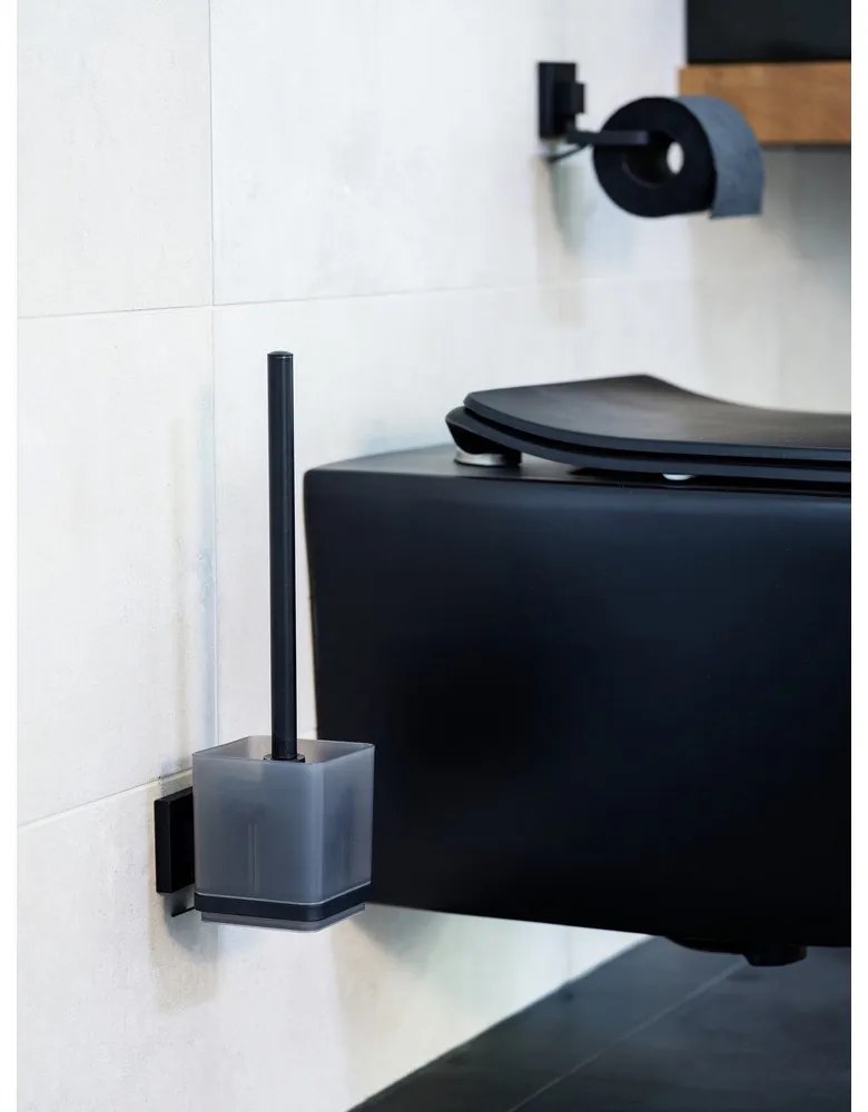 Черна самозалепваща пластмасова четка за тоалетна Quadro – Wenko