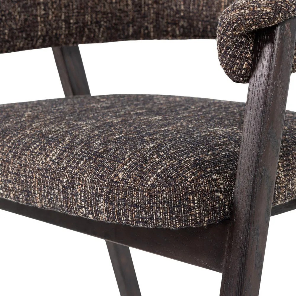 Тъмнокафяв тапициран трапезен стол с подлакътници Tunar – WOOOD