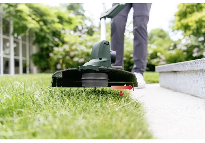 Акумулаторен тример без батерии и зарядно устройство BOSCH UniversalGrassCut 18 Solo, 18 V (06008C1D01)
