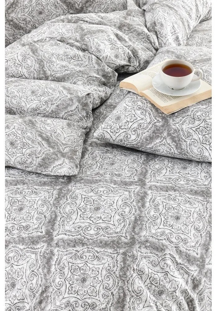 Сиво единично удължено спално бельо с включен долен чаршаф 3 части 160x220 cm Geometric – Mila Home