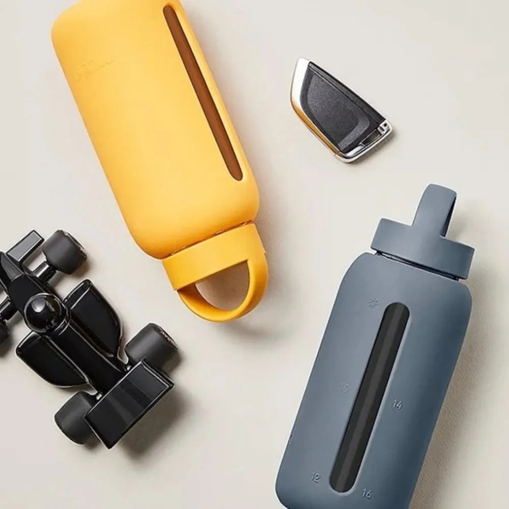 Тъмносива бутилка за пътуване 720 ml Smoke Grey – Muuki