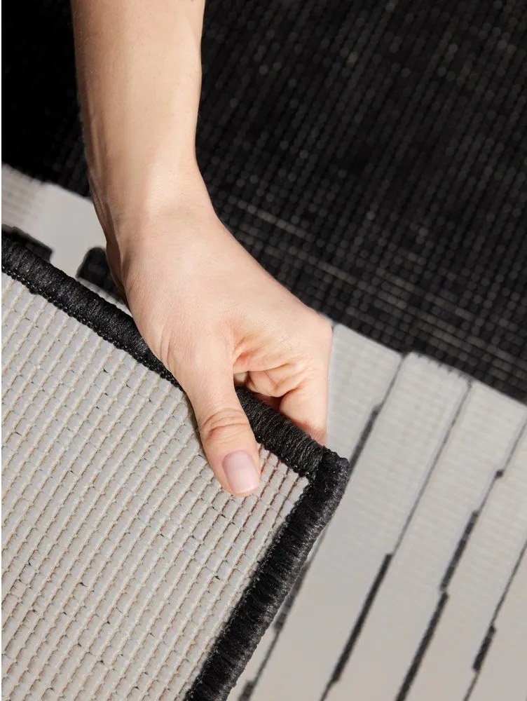 Черен/кремав килим за открито и закрито 200x300 cm Haringey Acacia – Ted Baker