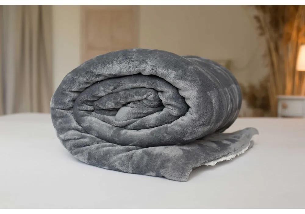 Одеяло от микроплюш 150x200 cm Sherpa - Jerry Fabrics