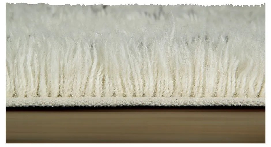 Кремав ръчно изработен вълнен килим подходящ за пране 140x200 cm Berber Soul – Lorena Canals