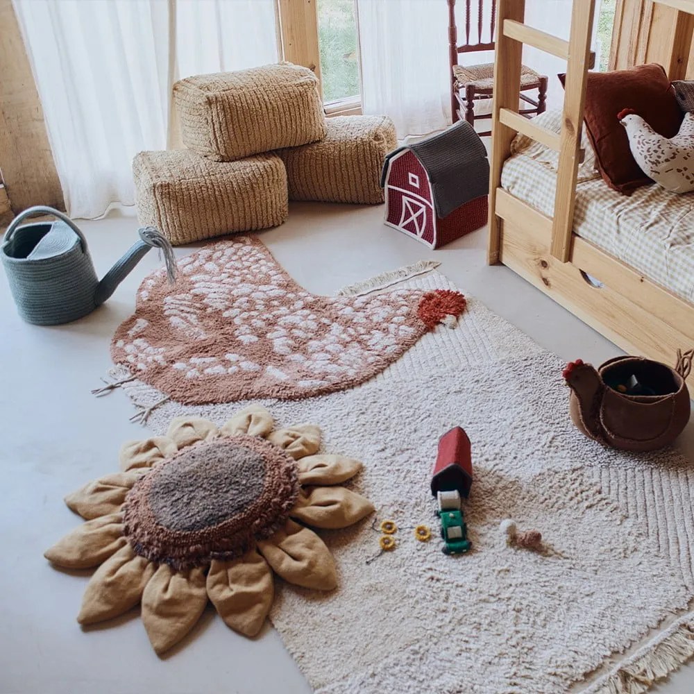 Бежово памучно детско килимче за игра 120x170 cm Farm Fields – Lorena Canals
