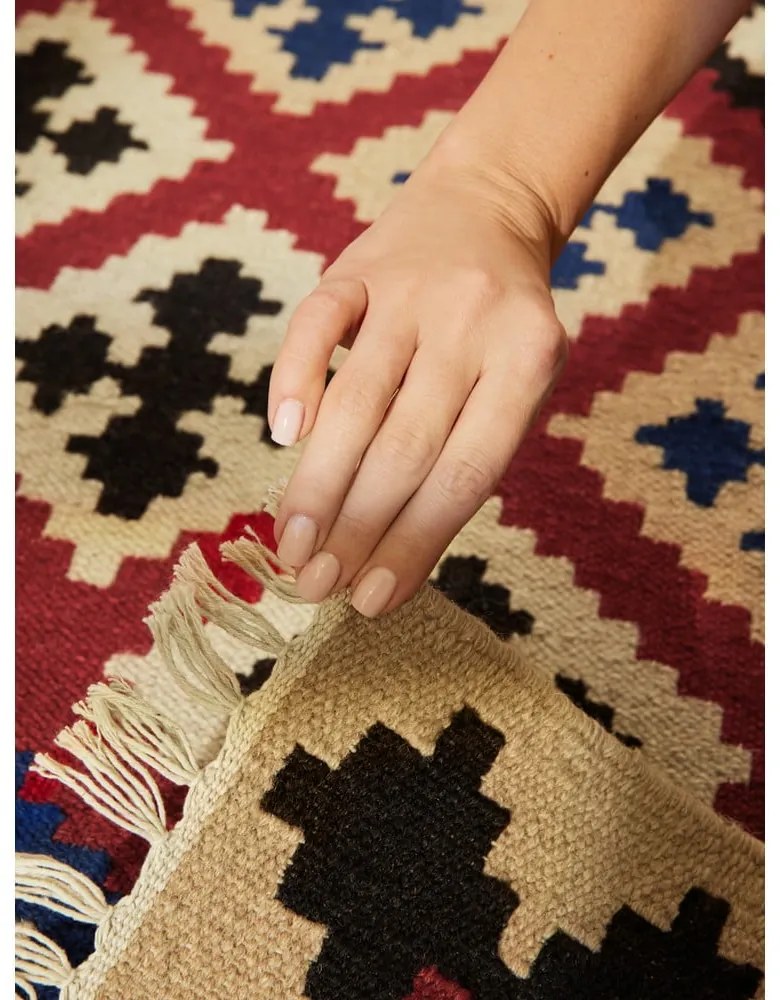 Червен двустранен ръчно изработен вълнен килим 200x290 cm Kamal Rami – Nouristan