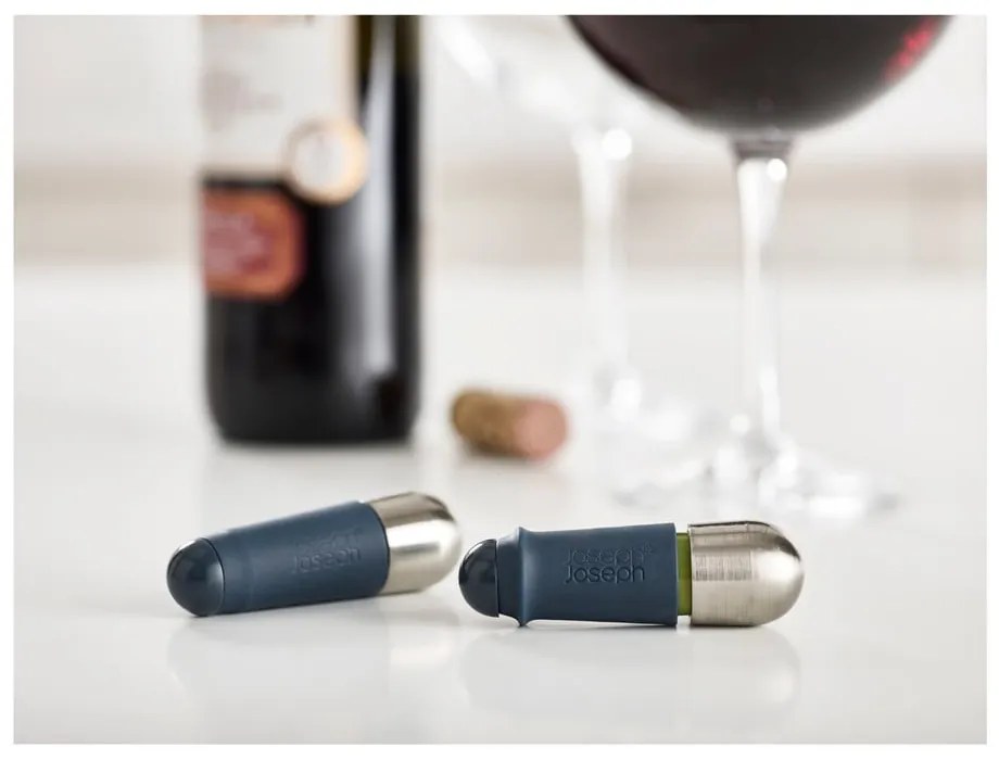 Тапа за вино от неръждаема стомана BarWise – Joseph Joseph