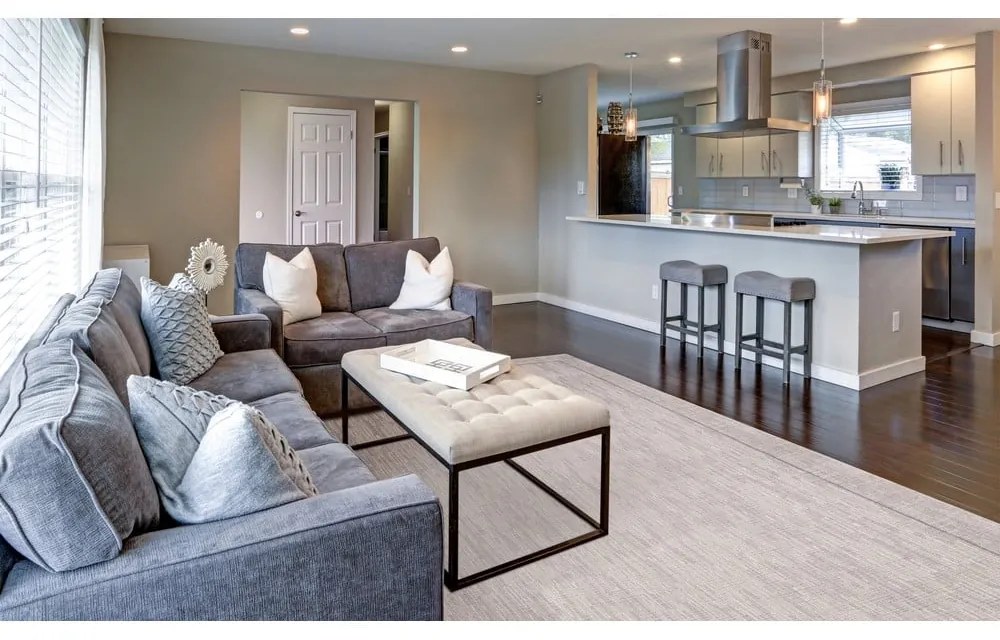 Бежов вълнен килим 133x180 cm Linea - Agnella