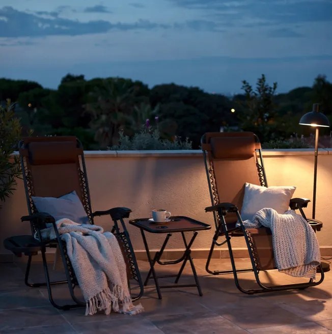 Комплект от 2 градински стола с маса - кафяв