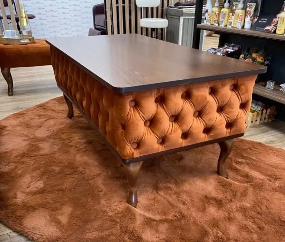 Холна маса Chesterfield в различни цветове, 90/60/47