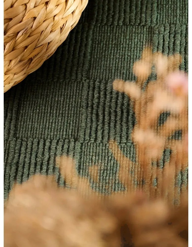 Тъмнозелен ръчно изработен вълнен килим 120x170 cm Scala – Villeroy&amp;Boch