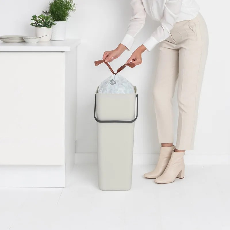 Кош за разделно събиране на боклук Brabantia Sort&Go 1005554, 40 л, Дръжка, Възможност за стенен монтаж, Светлосив
