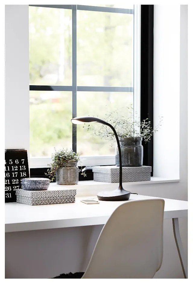 Черна настолна лампа с USB порт Swan - Markslöjd