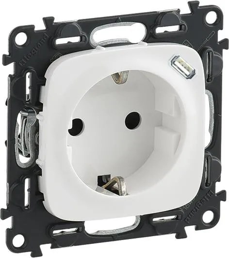 Legrand Контакт ШУКО 2P+E 16A + USB тип C 1.5A 7.5W цвят Бял Valena Allure  - 753005