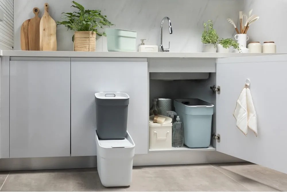 Светлозелен контейнер за компостируеми отпадъци 5 l Ready To Collect – Curver