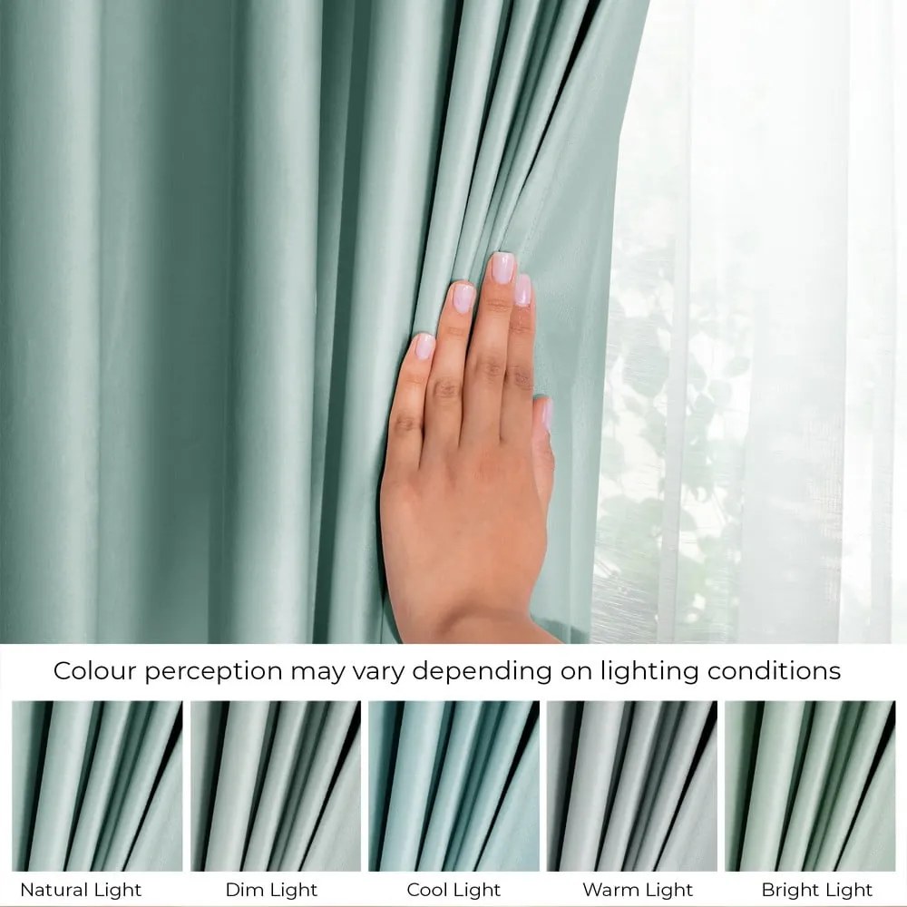 Светлозелено затъмняващо перде 140x270 cm Pleat – Restilo