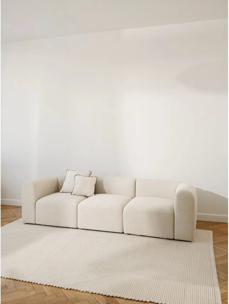 Бежов ръчно изработен вълнен килим 140x200 cm Talo – noo.ma