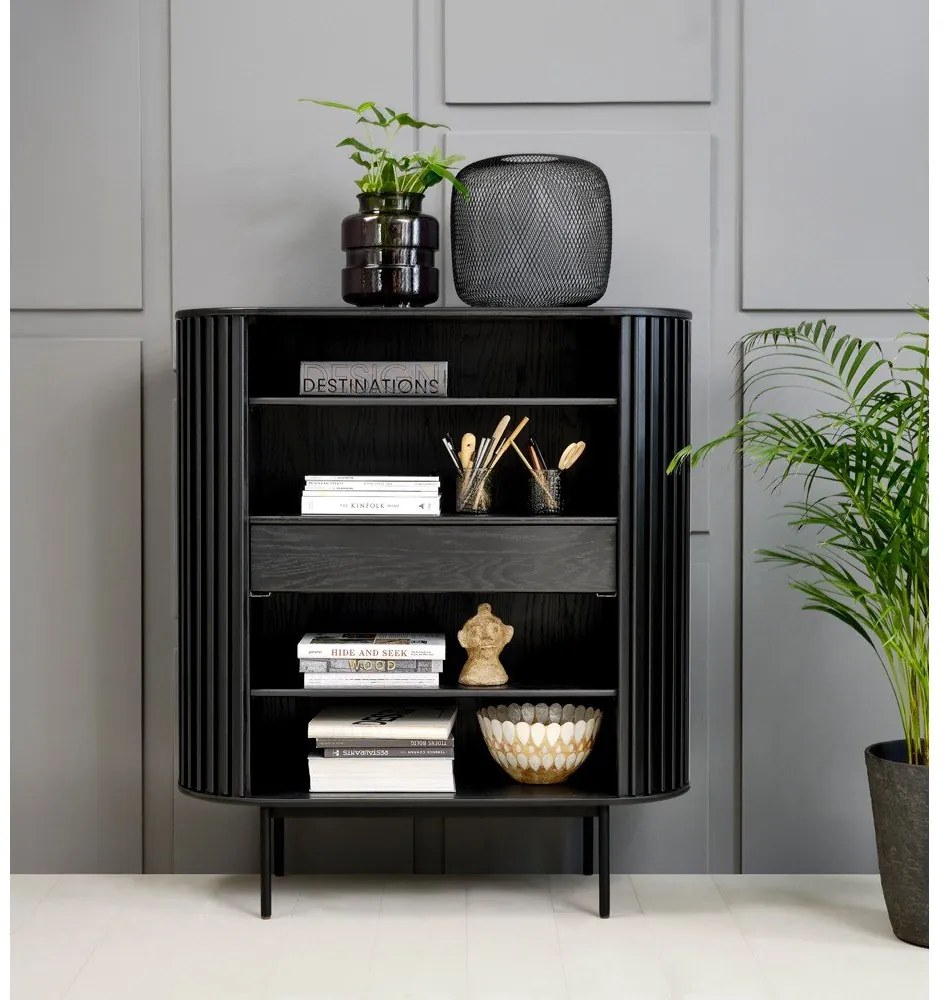 Черен шкаф в дъбов декор 125x110 cm Siena - Unique Furniture