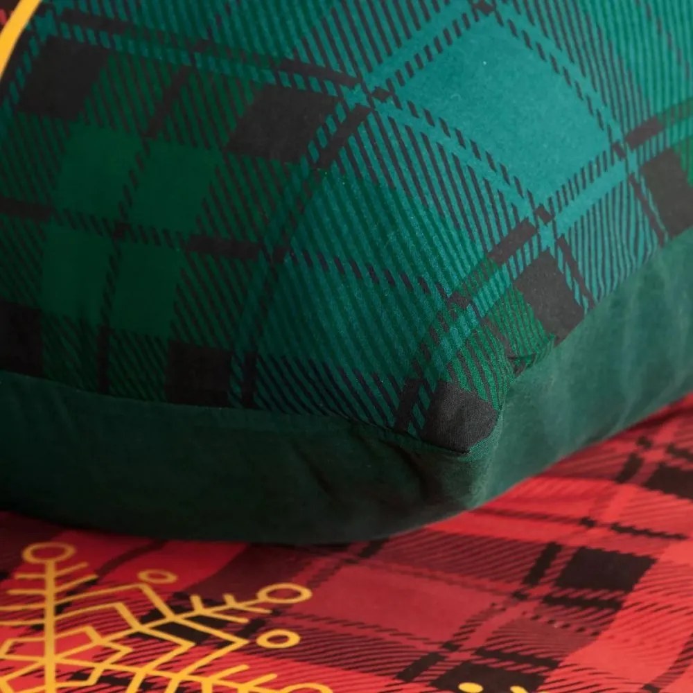 Коледно памучно спално бельо с каре и снежинки Ширина: 200 см | Дължина: 220 см