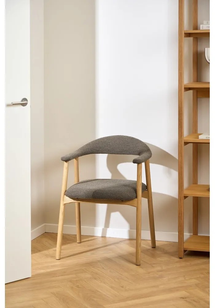 Кафяв трапезен стол Addi – Actona