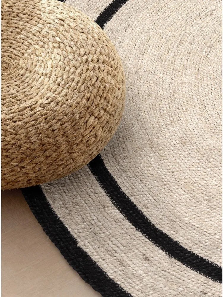 Двустранен/ръчно изработен ютен кръгъл килим в светло естествен цвят ø 150 cm Lina – Hanse Home