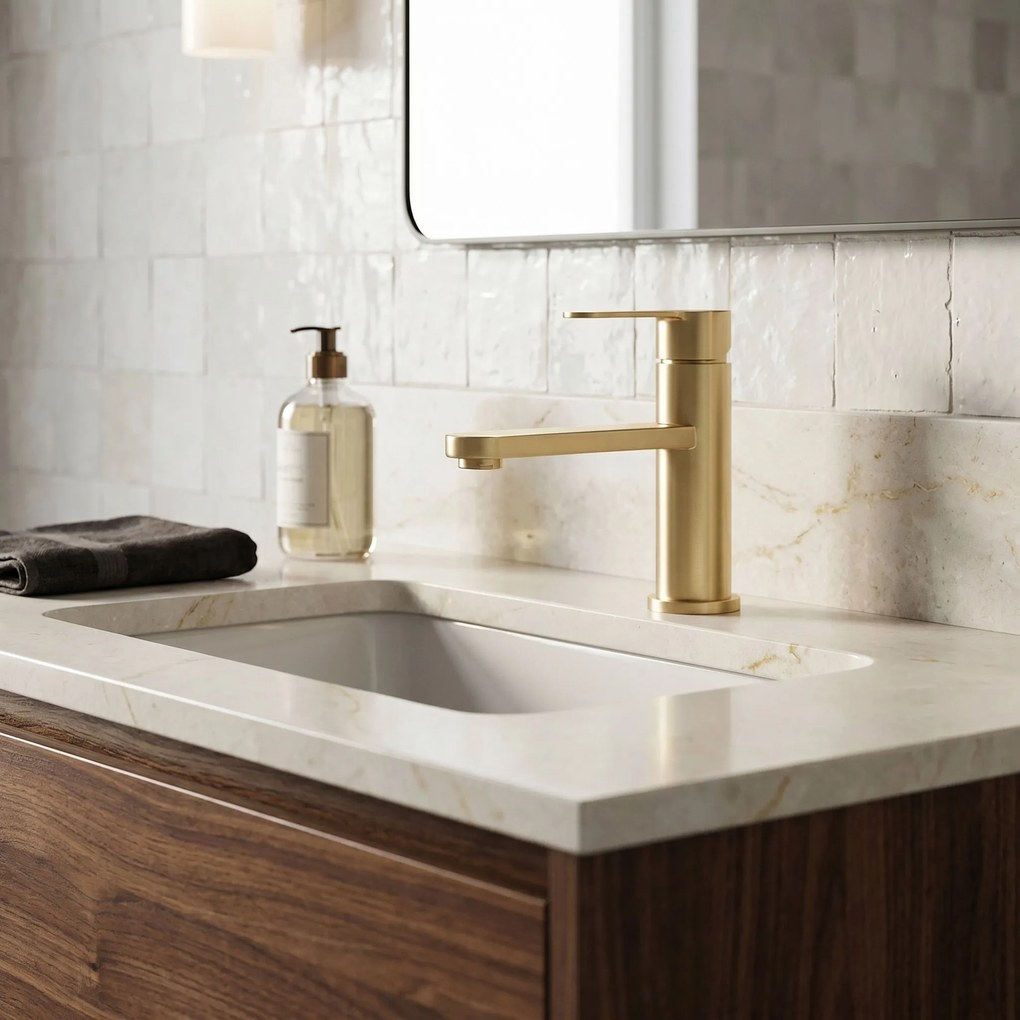 Смесител за баня Rea Arcos Brush Gold