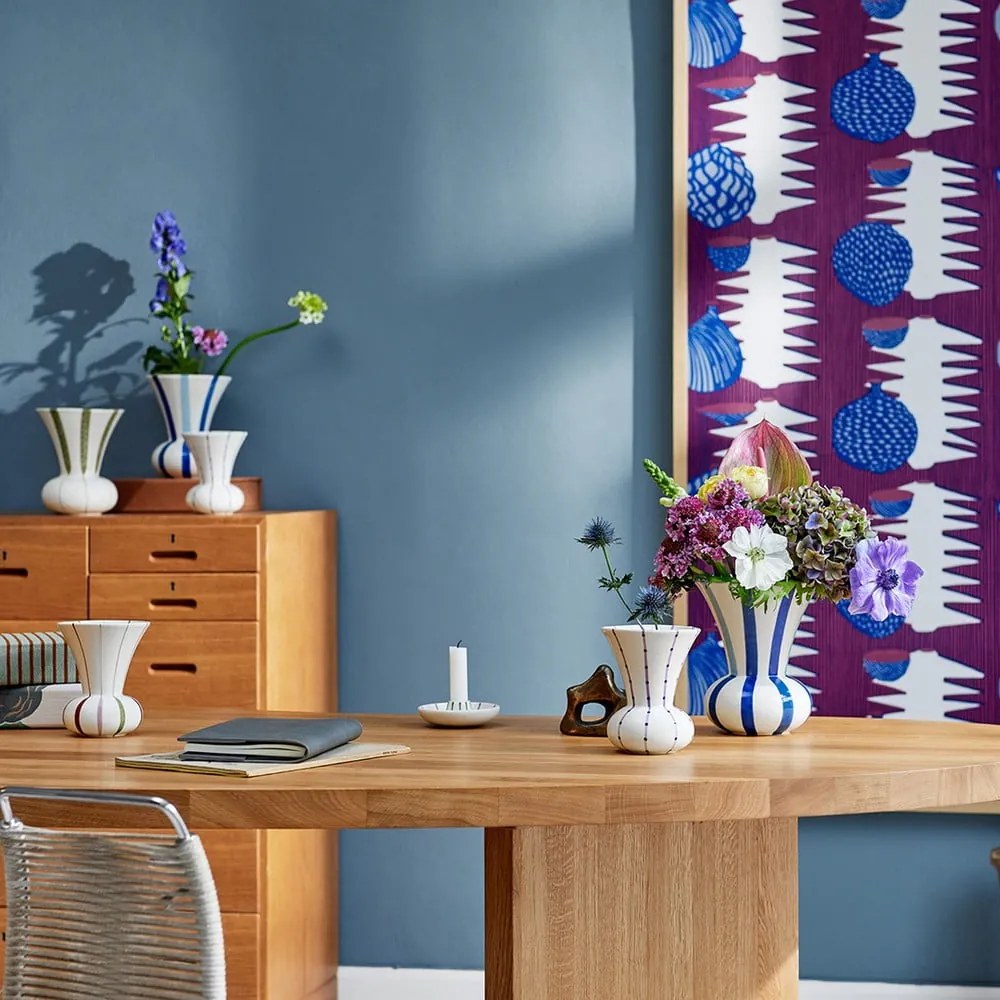 Керамична ръчно рисувана ваза Signature - Kähler Design