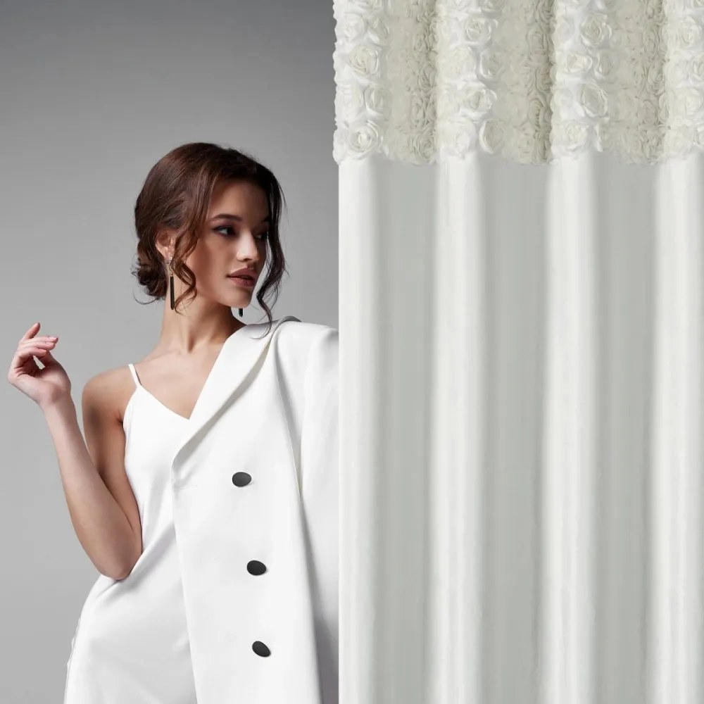 Кремава кадифена завеса с 3D рози - панделка Ширина: 140 см | Дължина: 270 см